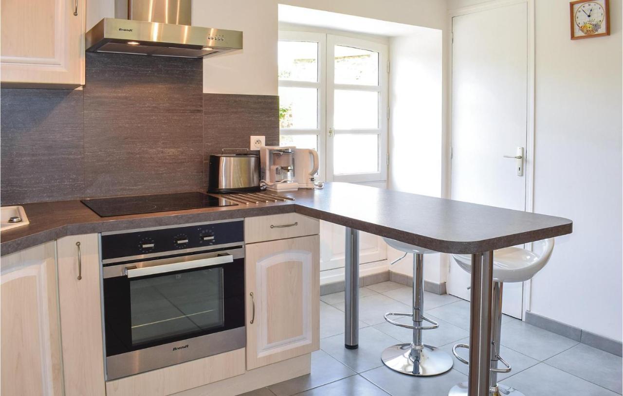 Gorgeous Apartment In Ponts With Wifi Exterior photo